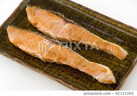 Baked sweet potato 42137265