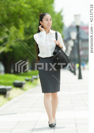 女商人 女商人 42137516