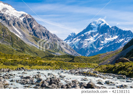 Hooker Valley Truck at Mount Cook National Park 42138151