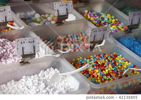 Candy shop in the day 42138805