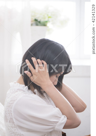 Sick girl Sick girl 42141329