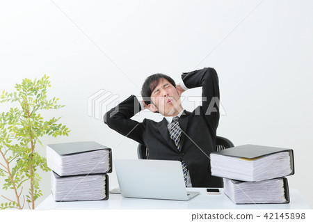 商人超時辦公室 42145898