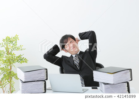 商人超時辦公室 42145899
