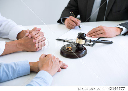 Agreement prepared by lawyer signing decree of divorce (dissolut Agreement prepared by lawyer signing decree of divorce (dissolut 42146777