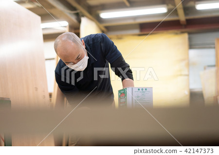 工廠工匠木匠債券 42147373