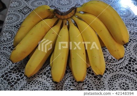 Delicious bananas Delicious bananas 42148394