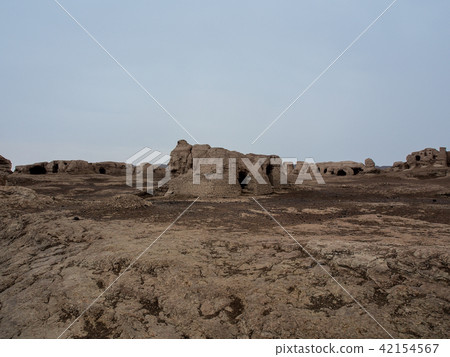 Xinjiang Wiggle Autonomous Region Turpan · Colonel Castle / Jiaohe Ruins, Turpan, China 42154567