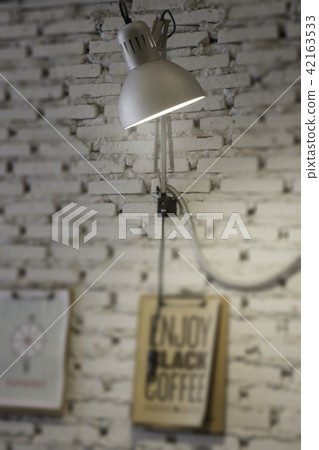 Minimal style of vintage hanging light 42163533