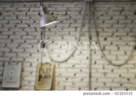Minimal style of vintage hanging light 42163535