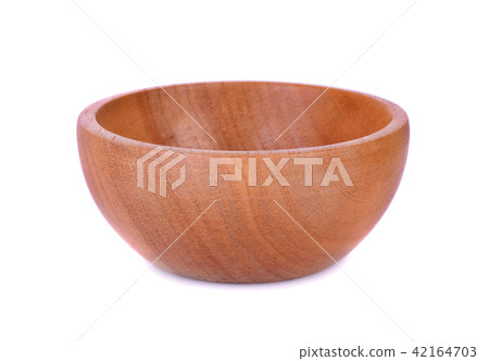 empty wooden bowl on white background 42164703