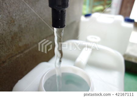 Natural scenery Natural disaster Plastic water tank 42167111