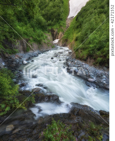 River in the canyon. 42171552