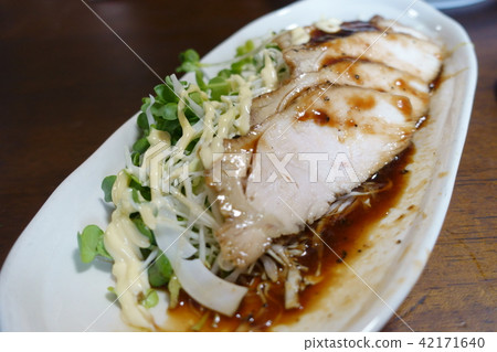 Delicious pork of Japan 42171640