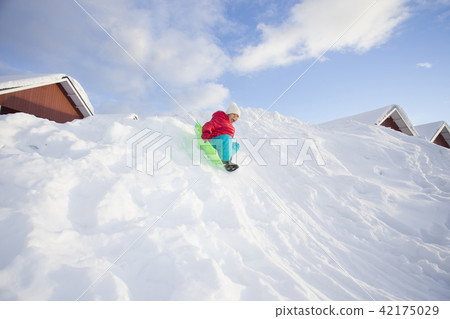 雪景和兒童 雪景和兒童 42175029