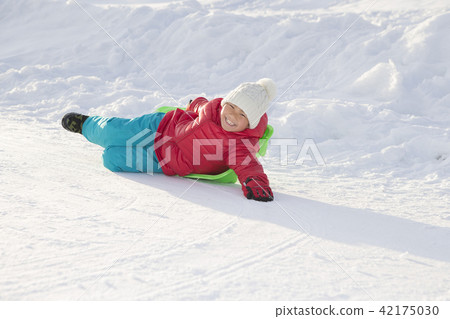 雪景和兒童 雪景和兒童 42175030