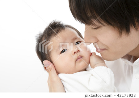 Newborn girls gazing at your father Newborn girls gazing at your father 42175928