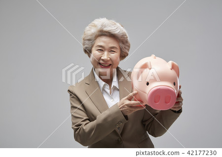 Finance, business, luck, senior, old age, senior, Korean Finance, business, luck, senior, old age, senior, Korean 42177230