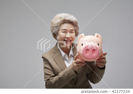 金融,商業,運氣,高級,晚年,老年人,韓國人 金融,商業,運氣,高級,晚年,老年人,韓國人 42177234