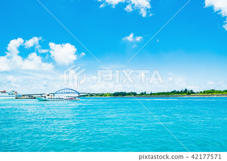 Southern Gate Bridge (Ishigakijima / Okinawa Prefecture) Southern Gate Bridge (Ishigakijima / Okinawa Prefecture) 42177571