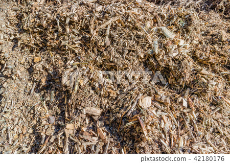 Biomass from agricultural and wood waste 42180176