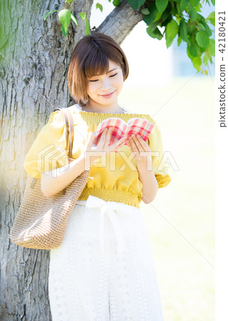 女性肖像 42180421