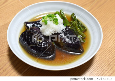 炸茄子 42182408
