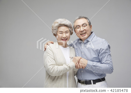 Couple, senior, elderly, old age, happiness, love, couple Couple, senior, elderly, old age, happiness, love, couple 42185478