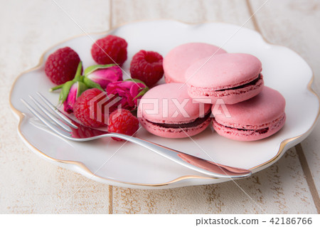 Franboise Macaron Franboise Macaron 42186766