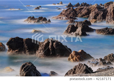 Tsukimigahama Tsukimigahama 42187171