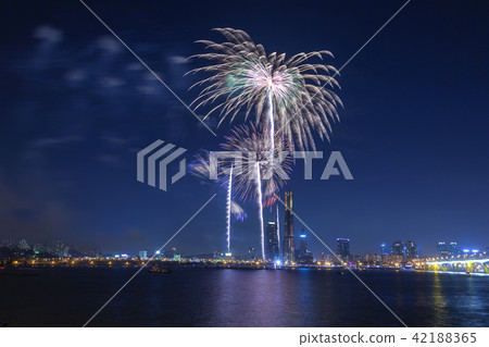 Seoul, Korea, World Fireworks Festival Seoul, Korea, World Fireworks Festival 42188365