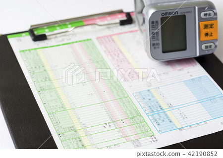 Health check results regular medical examination 42190852