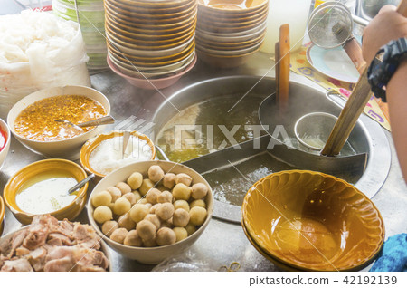 泰國拉麵在曼谷停轉商店 42192139