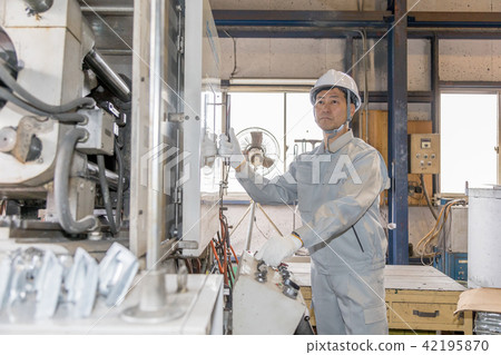 Factory People Working people Die casting 42195870