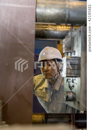 Factory People Working people Die casting 42195881