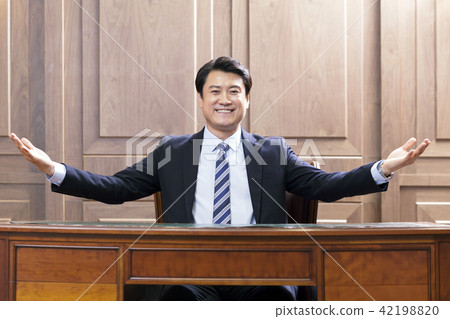 Businessman, Business, CEO, President, Representative, Office, Office, Office, Company 42198820