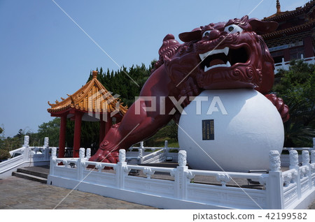 守護神廟的守護犬 42199582