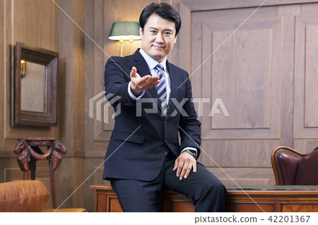Businessman, Business, CEO, President, Representative, Office, Office, Office, Company 42201367