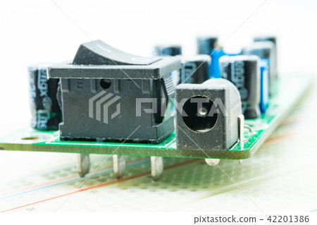 IC resistance and capacitance inductance PCB variable resistance SMD switch screw nut socket LED circuit board cable RS232 relay RELAY coil IC resistance and capacitance inductance PCB variable resistance SMD switch screw nut socket LED circuit board cable RS232 relay RELAY coil 42201386