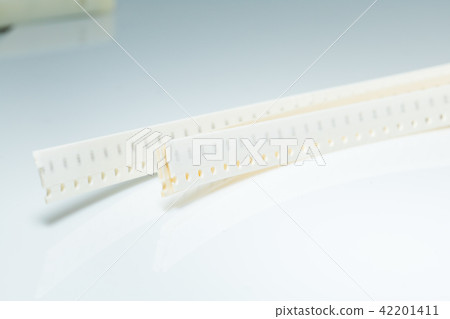 IC電阻電容電感PCB可變電阻SMD開關螺絲螺帽插座LED電路板排線RS232繼電器RELAY線圈 IC電阻電容電感PCB可變電阻SMD開關螺絲螺帽插座LED電路板排線RS232繼電器RELAY線圈 42201411