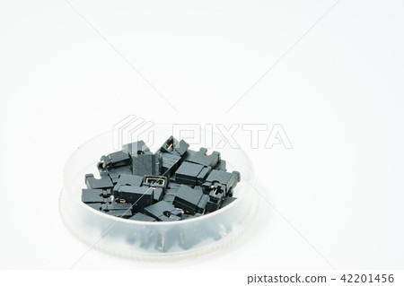 IC電阻電容電感PCB可變電阻SMD開關螺絲螺帽插座LED電路板排線RS232繼電器RELAY線圈 42201456