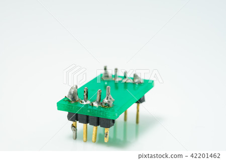 IC電阻電容電感PCB可變電阻SMD開關螺絲螺帽插座LED電路板排線RS232繼電器RELAY線圈 IC電阻電容電感PCB可變電阻SMD開關螺絲螺帽插座LED電路板排線RS232繼電器RELAY線圈 42201462
