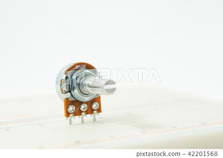IC resistance and capacitance inductance PCB variable resistance SMD switch screw nut socket LED circuit board cable RS232 relay RELAY coil IC resistance and capacitance inductance PCB variable resistance SMD switch screw nut socket LED circuit board cable RS232 relay RELAY coil 42201568
