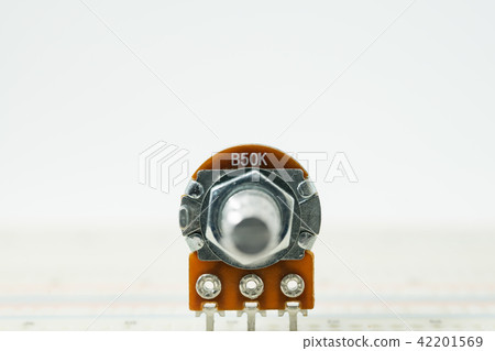 IC resistance and capacitance inductance PCB variable resistance SMD switch screw nut socket LED circuit board cable RS232 relay RELAY coil 42201569