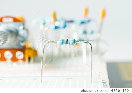 IC resistance and capacitance inductance PCB variable resistance SMD switch screw nut socket LED circuit board cable RS232 relay RELAY coil 42201580