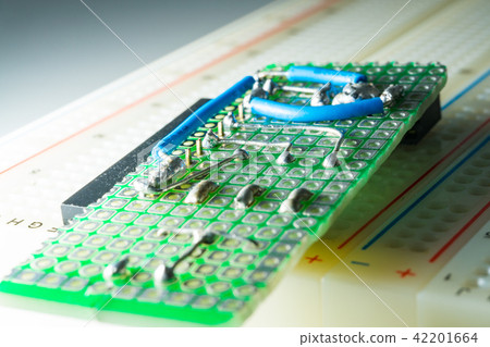 IC resistance and capacitance inductance PCB variable resistance SMD switch screw nut socket LED circuit board cable RS232 relay RELAY coil 42201664