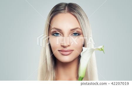 Healthy Young Woman with Clean Fresh Skin Healthy Young Woman with Clean Fresh Skin 42207019