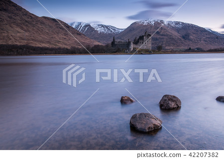 Kilchurn Castle 42207382