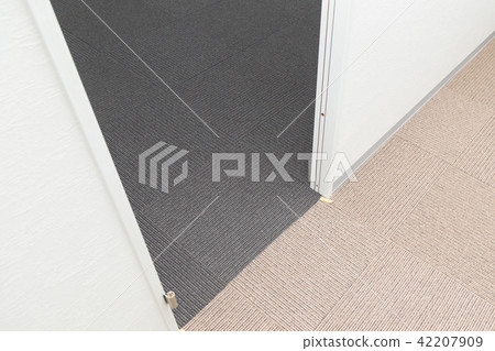 Tile carpet 42207909