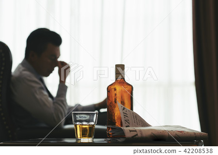 Stressed businesman 42208538