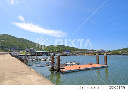 Summer of Irako Harbor 42209159